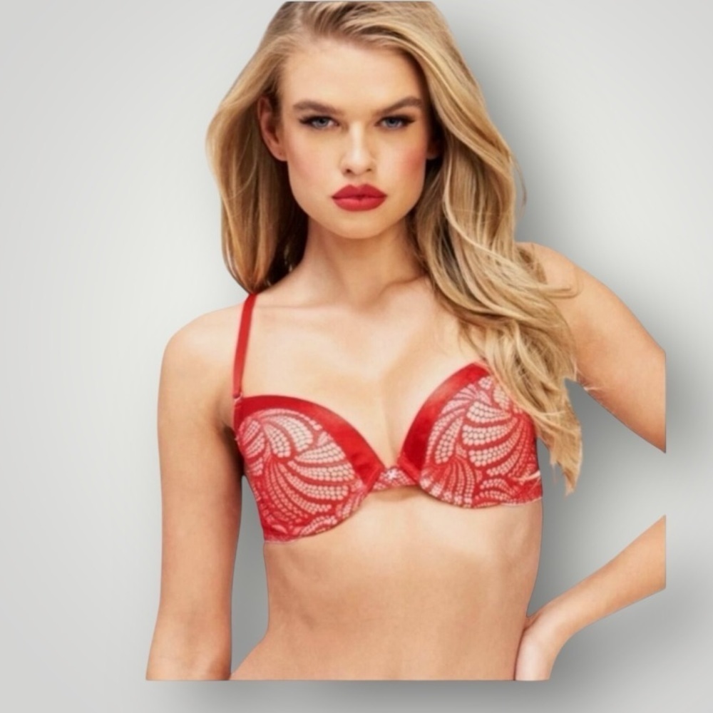 Fredericks of Hollywood Exxtreme Tuxedo Lace Bra